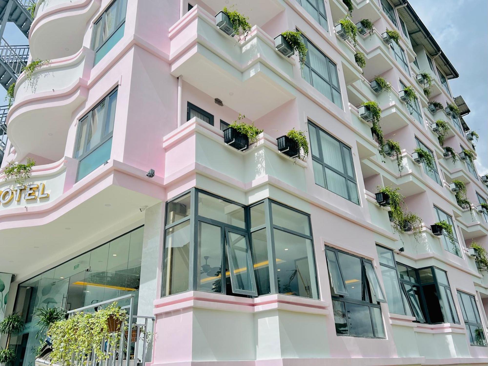 Nature Hotel Dalat Екстер'єр фото