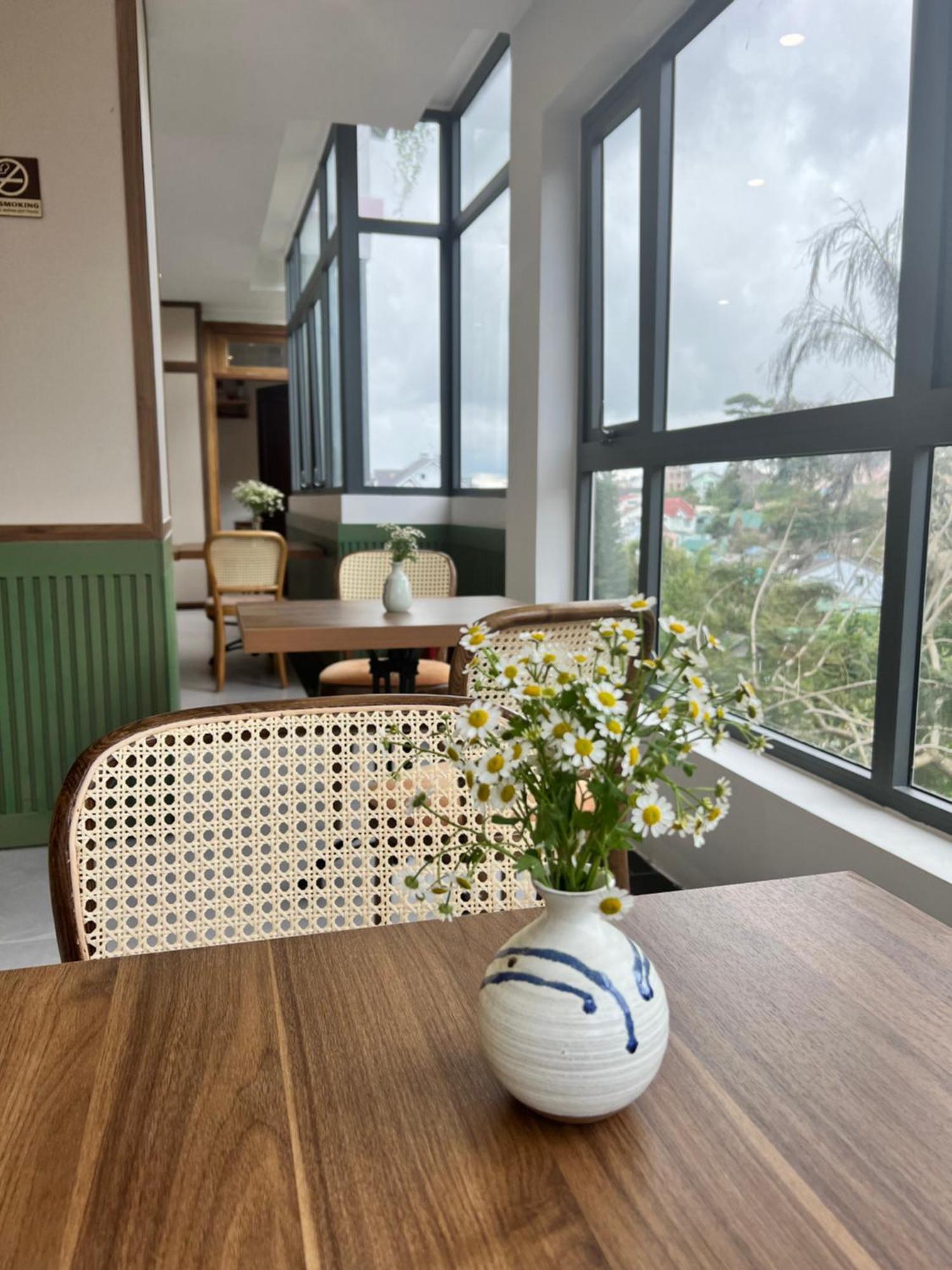 Nature Hotel Dalat Екстер'єр фото