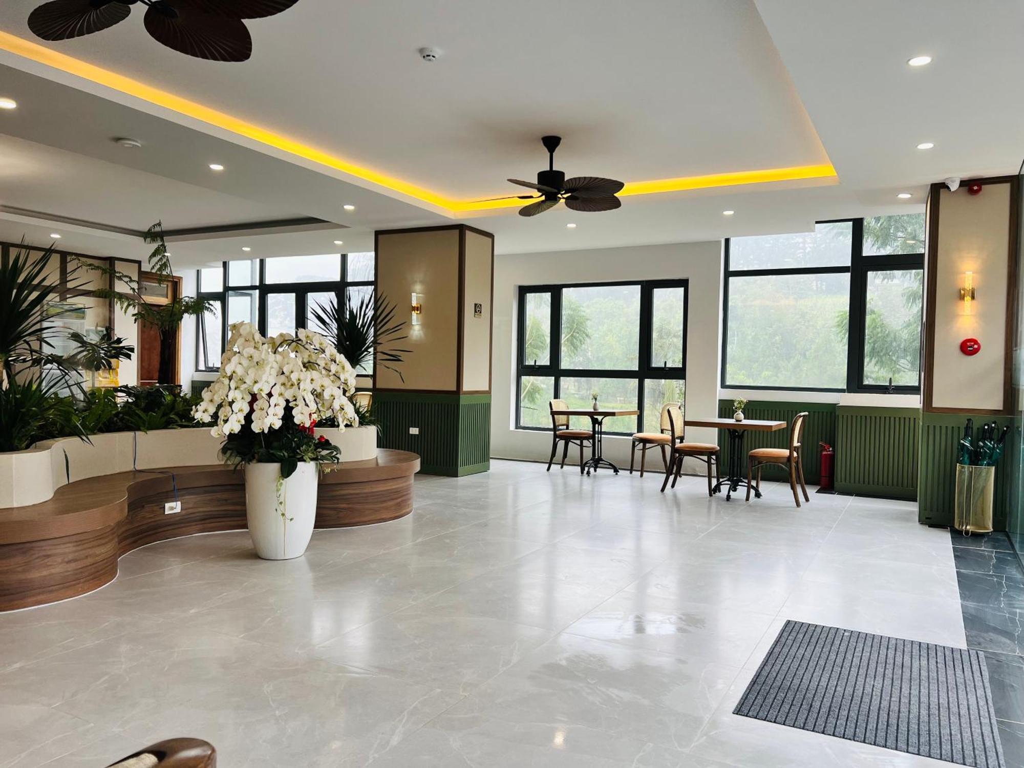 Nature Hotel Dalat Екстер'єр фото